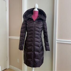 $320 Tahari Emma Chevron Quilted Down/Feather Hooded Coat Puffer Velvet M